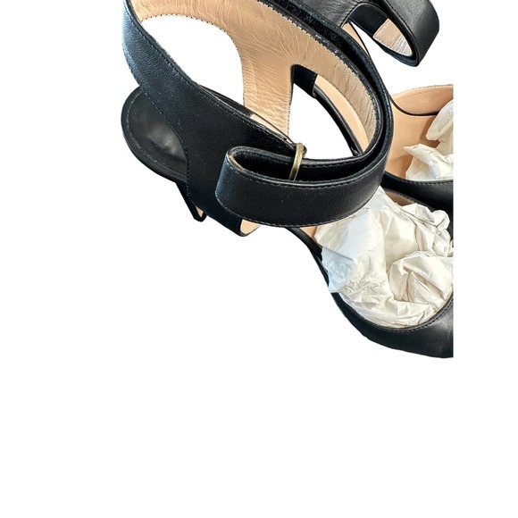 Manolo Blahnik Black Pointed Toe Ankle Strap Heels Size 40 - Picture 9 of 12